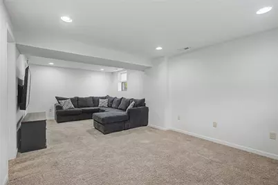 1952 Crase Drive, Xenia, OH 45385 - Photo 32