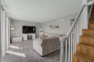 195 Barrington Dr, Hamilton, OH 45013 - Photo 8