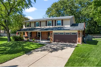 623 Lake Forest Drive, West Carrollton, OH 45449 - Photo 2