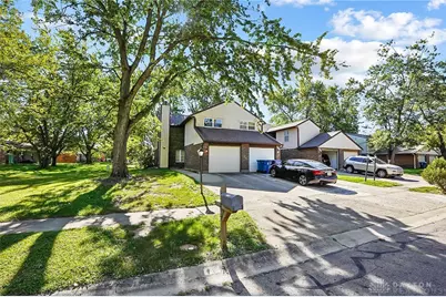 8209 Schoolgate Drive, Dayton, OH 45424 - Photo 2