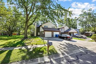 8209 Schoolgate Dr, Dayton, OH 45424 - Photo 2