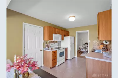 50 W Market Street, Springboro, OH 45066 - Photo 18