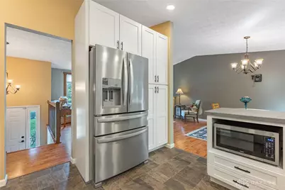 6160 Edna Oaks Court, Miami Township, OH 45459 - Photo 12