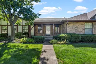8621 Sea Pines Ln, Centerville, OH 45458 - Photo 1