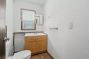 8070 Hinkle Rd, Germantown, OH 45042 - Photo 14