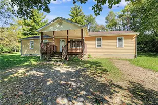 8070 Hinkle Rd, Germantown, OH 45042 - Photo 2