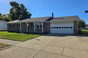 609 Spring Ave, Washington Court House, OH 43160 - Photo 6