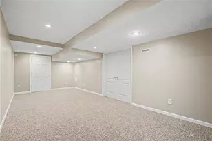 21 Meadows Dr, Springboro, OH 45066 - Photo 48