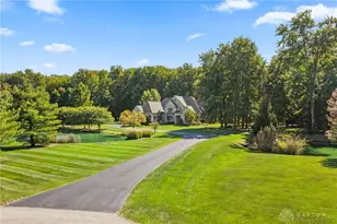 2049 Plumb Ln, Batavia, OH 45103 - Photo 2