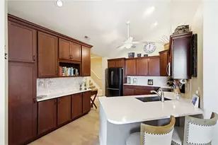 108 Scarborough Village Dr, Washington Twp, OH 45458 - Photo 20