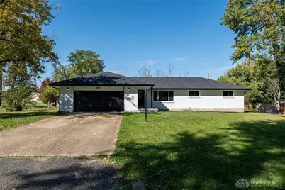 2640 N Emerald Drive, Beavercreek, OH 45431 - Photo 1
