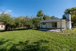 2640 N Emerald Dr, Beavercreek, OH 45431 - Photo 24