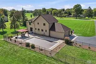 796 Van Eaton Rd, Xenia, OH 45385 - Photo 6