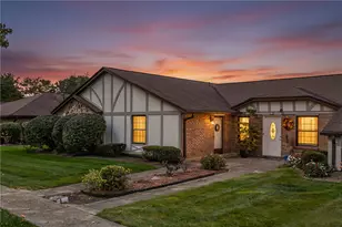 846 Pine Needles Dr, Dayton, OH 45458 - Photo 2