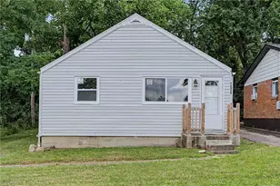 1528 Superior Ave, Fairborn, OH 45324 - Photo 1