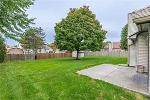 103 Buckcreek Ct, Englewood, OH 45322 - Photo 30