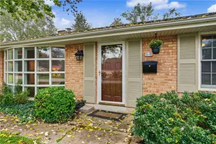 2491 S Linda Dr, Bellbrook, OH 45305 - Photo 2