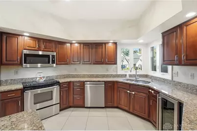 849 Lincoln Woods Court, Kettering, OH 45429 - Photo 12