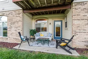 9444 Captiva Bay Dr, Miami Township, OH 45342 - Photo 4