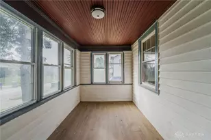 1955 Rugby Rd, Dayton, OH 45406 - Photo 8