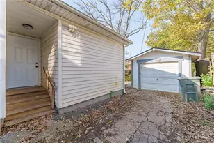 1955 Rugby Rd, Dayton, OH 45406 - Photo 40