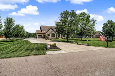 8223 Turning Leaf Crossing, Clearcreek Twp, OH 45066 - Photo 2
