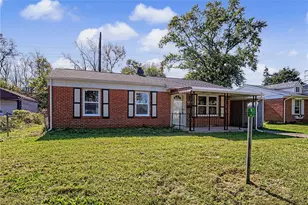 5250 Whaley Dr, Dayton, OH 45417 - Photo 2