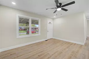 5250 Whaley Dr, Dayton, OH 45417 - Photo 8