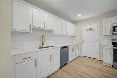5250 Whaley Drive, Dayton, OH 45417 - Photo 12