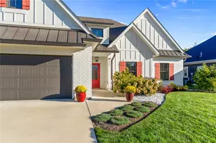 1427 Legacy Ct, Troy, OH 45373 - Photo 4
