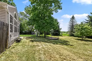 6423 Riverbend Dr, Clayton, OH 45415 - Photo 26