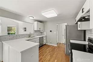 6423 Riverbend Dr, Clayton, OH 45415 - Photo 6