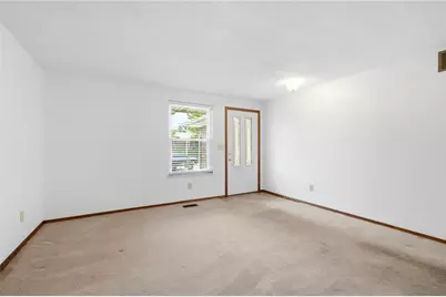 7600 Rainview Court, Dayton, OH 45424 - Photo 8