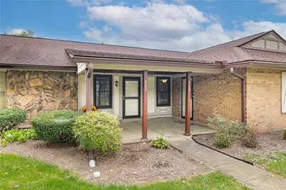 802 Pine Needles Drive, Centerville, OH 45458 - Photo 4