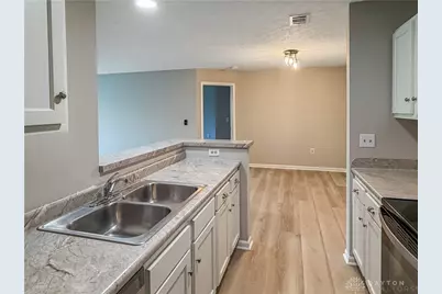 6680 Wareham Court #4, Centerville, OH 45459 - Photo 6