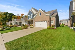 6017 Pepperwell Cir, Sugarcreek Twp, OH 45440 - Photo 2