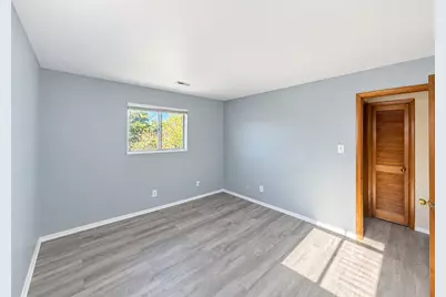 908 W Lake Avenue, New Carlisle, OH 45344 - Photo 2
