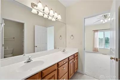812 Valley View Point, Springboro, OH 45066 - Photo 32