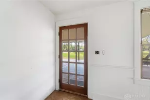 5627 S Pitchin Rd, Springfield, OH 45502 - Photo 14