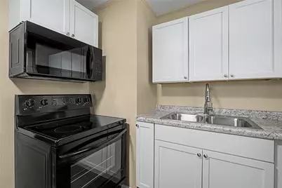 4545 Greenwich Village Avenue, Dayton, OH 45406 - Photo 14