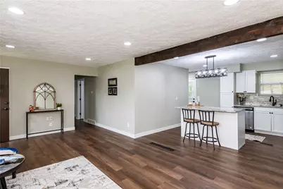 615 Waverly Drive, Beavercreek, OH 45434 - Photo 6