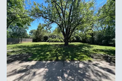 536 Brandwynne Court, Dayton, OH 45459 - Photo 34
