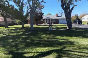 5865 Denlinger Rd, Trotwood, OH 45426 - Photo 2