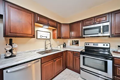6407 Kindred Square, Dayton, OH 45449 - Photo 6