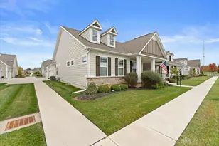 4019 Pepperwell Cir, Bellbrook, OH 45440 - Photo 2