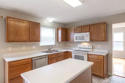 6750 Waterview Way, Huber Heights, OH 45424 - Photo 10