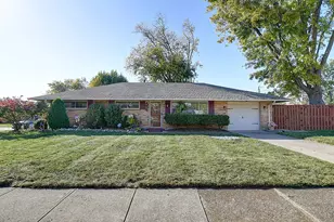 3891 Endover Rd, Kettering, OH 45439 - Photo 1