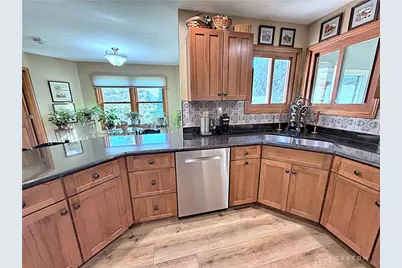 710 Westlake Drive, Troy, OH 45373 - Photo 28