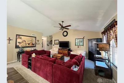 110 Silver Oak Court, Carlisle, OH 45005 - Photo 10
