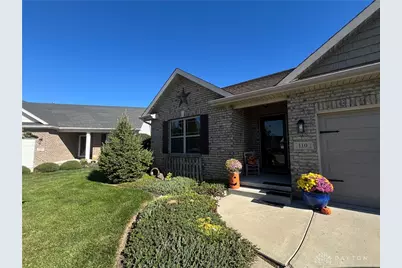 110 Silver Oak Court, Carlisle, OH 45005 - Photo 2